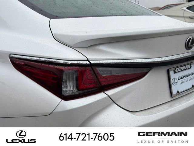 New 2025 Lexus ES 350 Ultra Luxury image 14