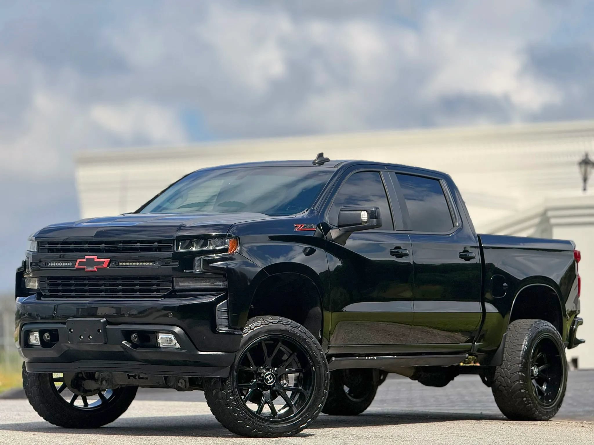Used 2020 Chevrolet Silverado 1500 RST AWD/4WD image 1