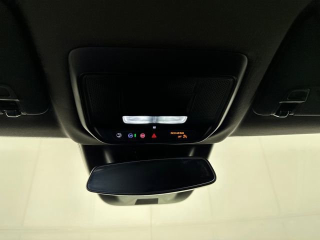 Used 2024 Chevrolet Equinox EV RS image 24