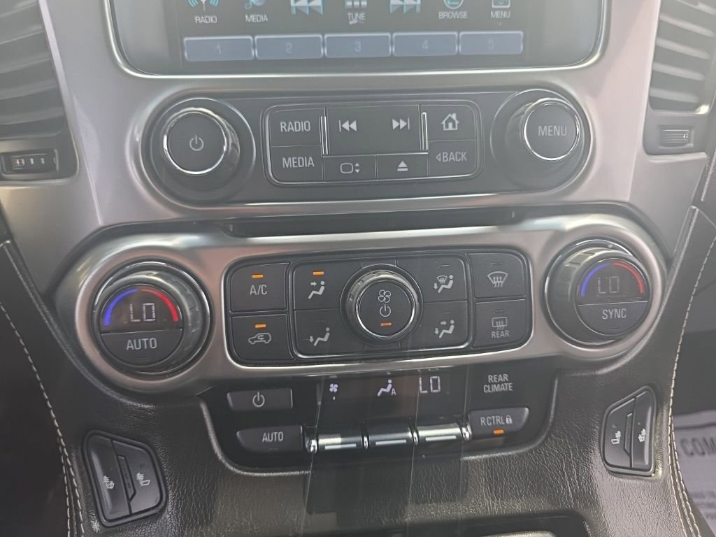 Used 2018 Chevrolet Suburban LT RWD image 15