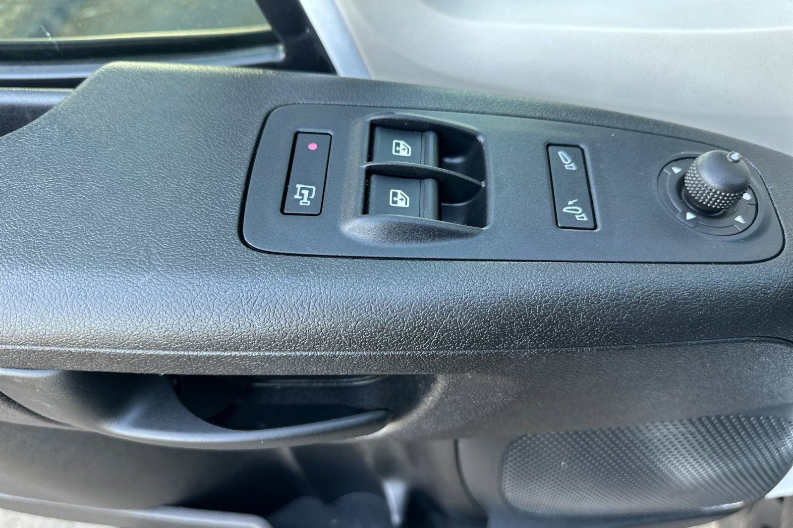 Used 2019 RAM ProMaster 1500 w/ Interior Convenience Group image 10