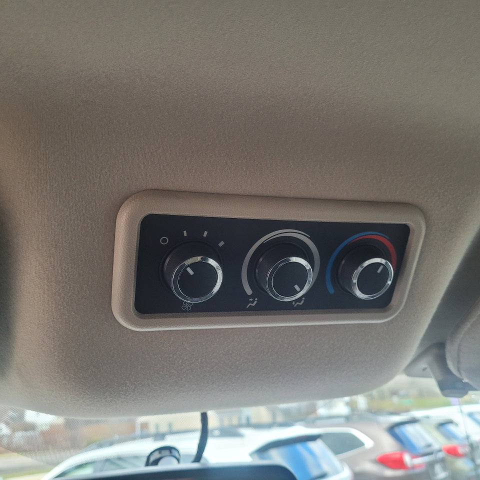 Used 2015 Chevrolet Express 3500 LT w/ LT Preferred Equipment Group image 15