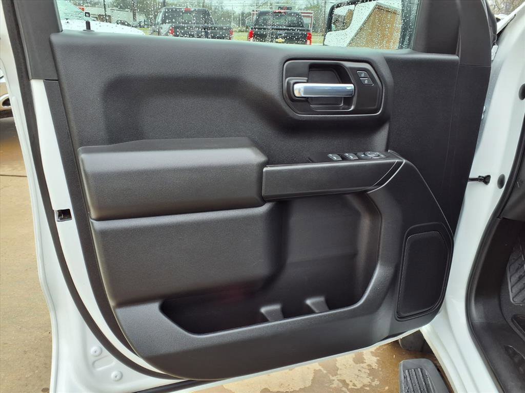 Used 2022 Chevrolet Silverado 1500 Custom w/ LPO, Dark Essentials Package image 18