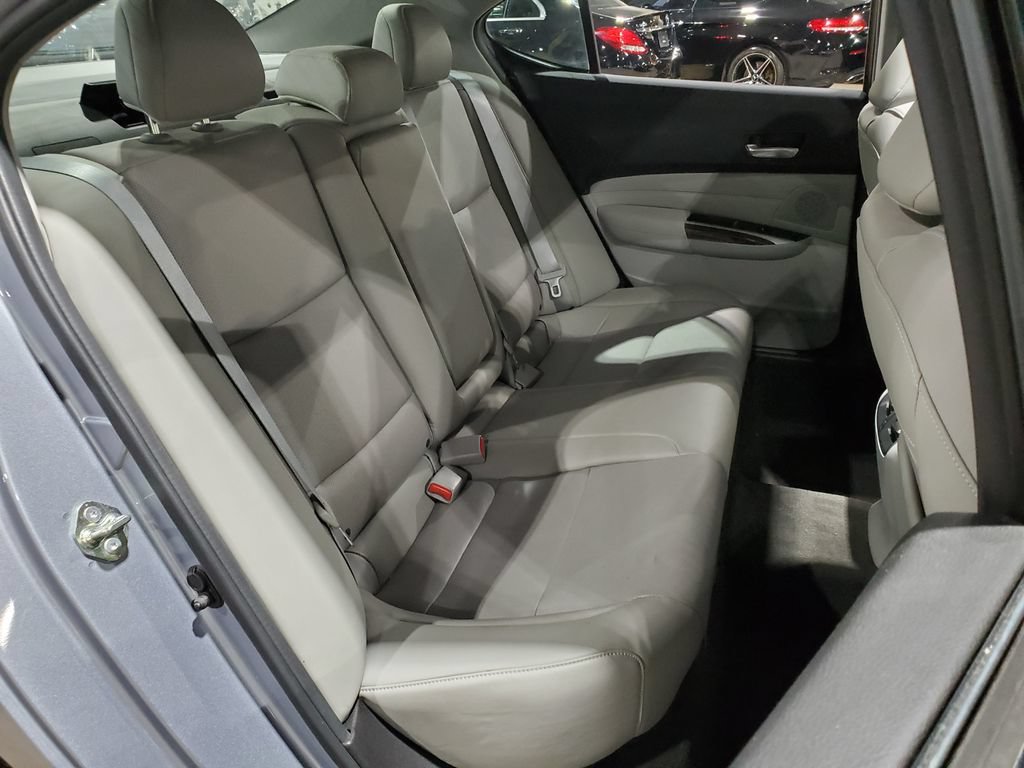 Used 2015 Acura TLX V6 w/ Technology Package FWD image 21
