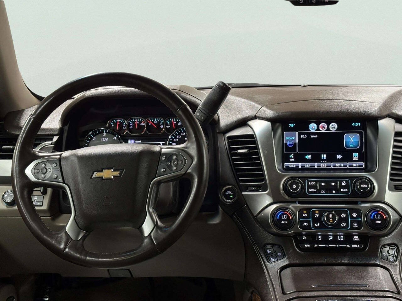 Used 2015 Chevrolet Suburban LTZ AWD/4WD image 30