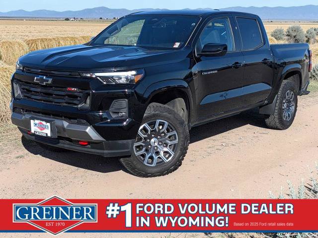 Used 2024 Chevrolet Colorado Z71 w/ Z71 Convenience Package 2