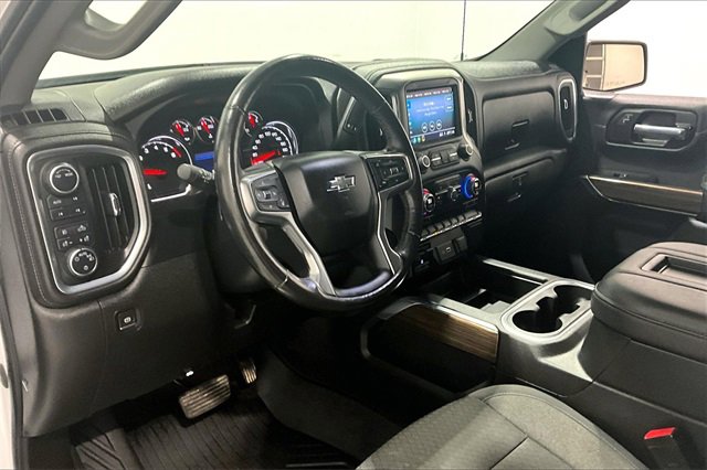 Used 2021 Chevrolet Silverado 1500 LT Trail Boss w/ Bed Protection Package image 18