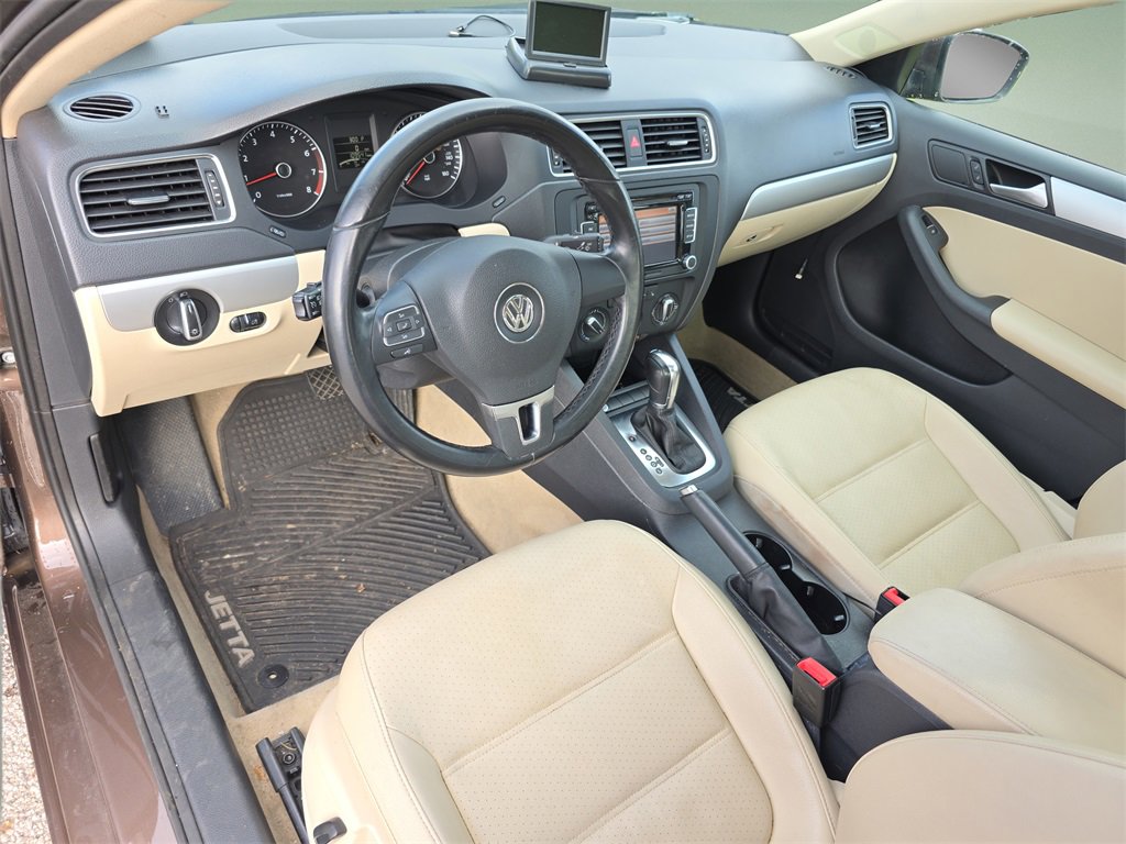 Used 2014 Volkswagen Jetta SE image 19