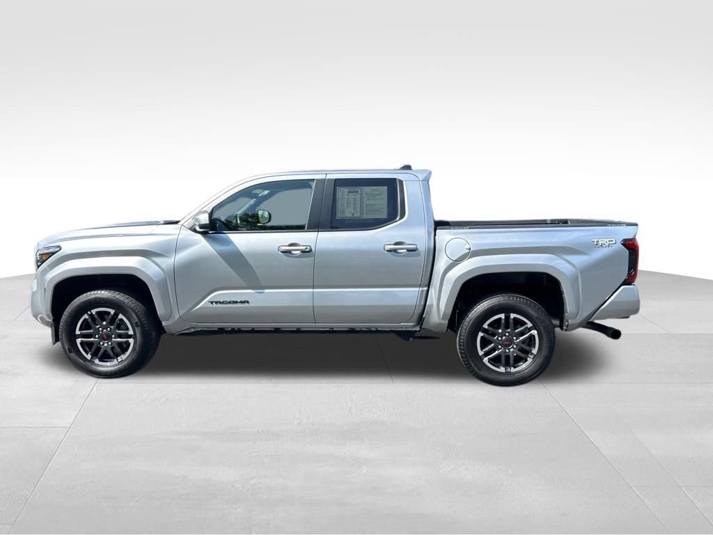 Certified 2024 Toyota Tacoma TRD Sport AWD/4WD image 2