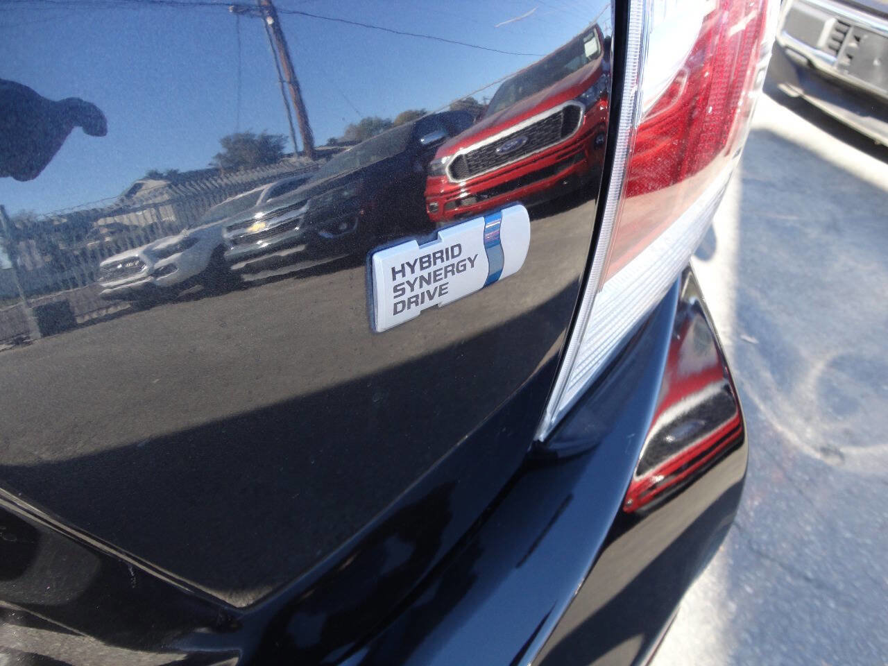 Used 2017 Toyota Prius C Four image 12