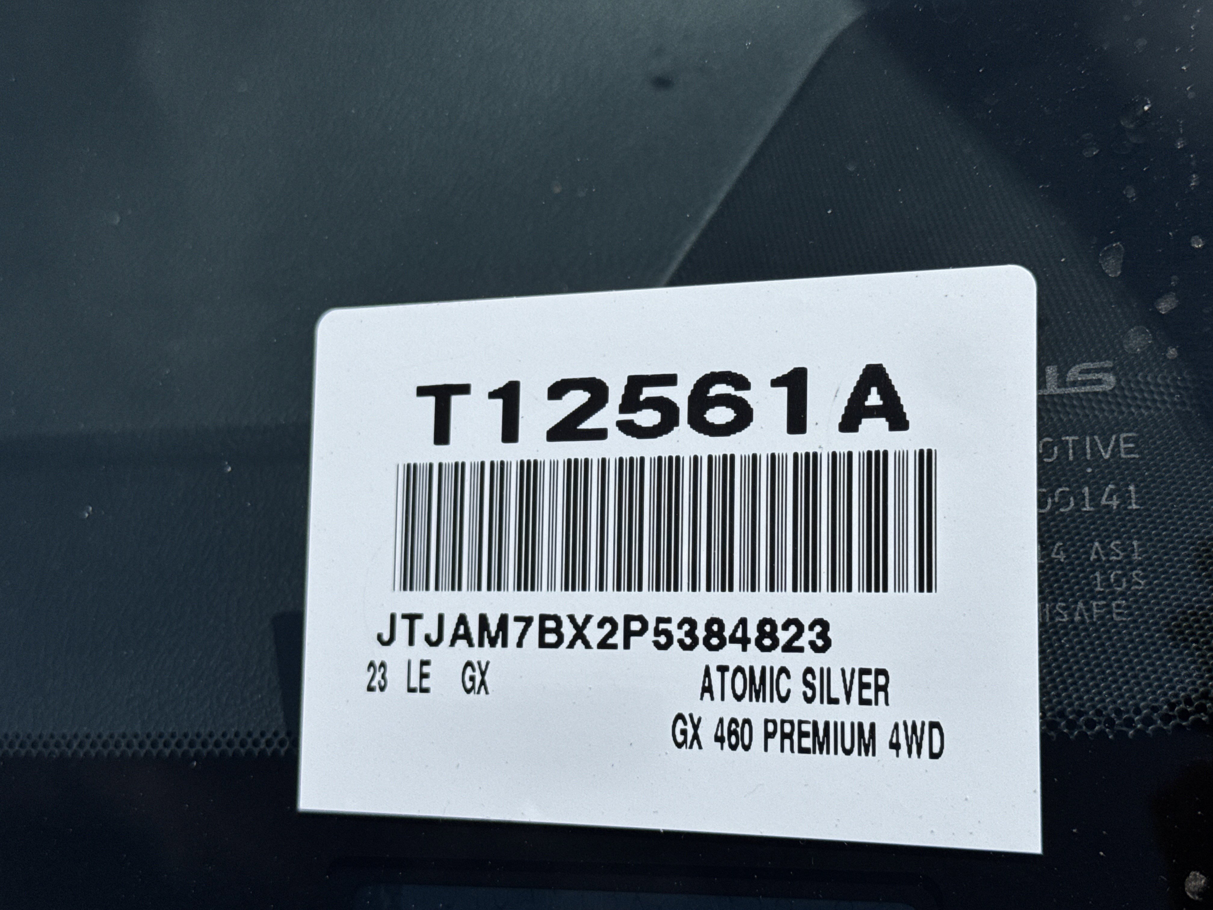 Used 2023 Lexus GX 460 Premium w/ Accessory Package AWD/4WD image 39