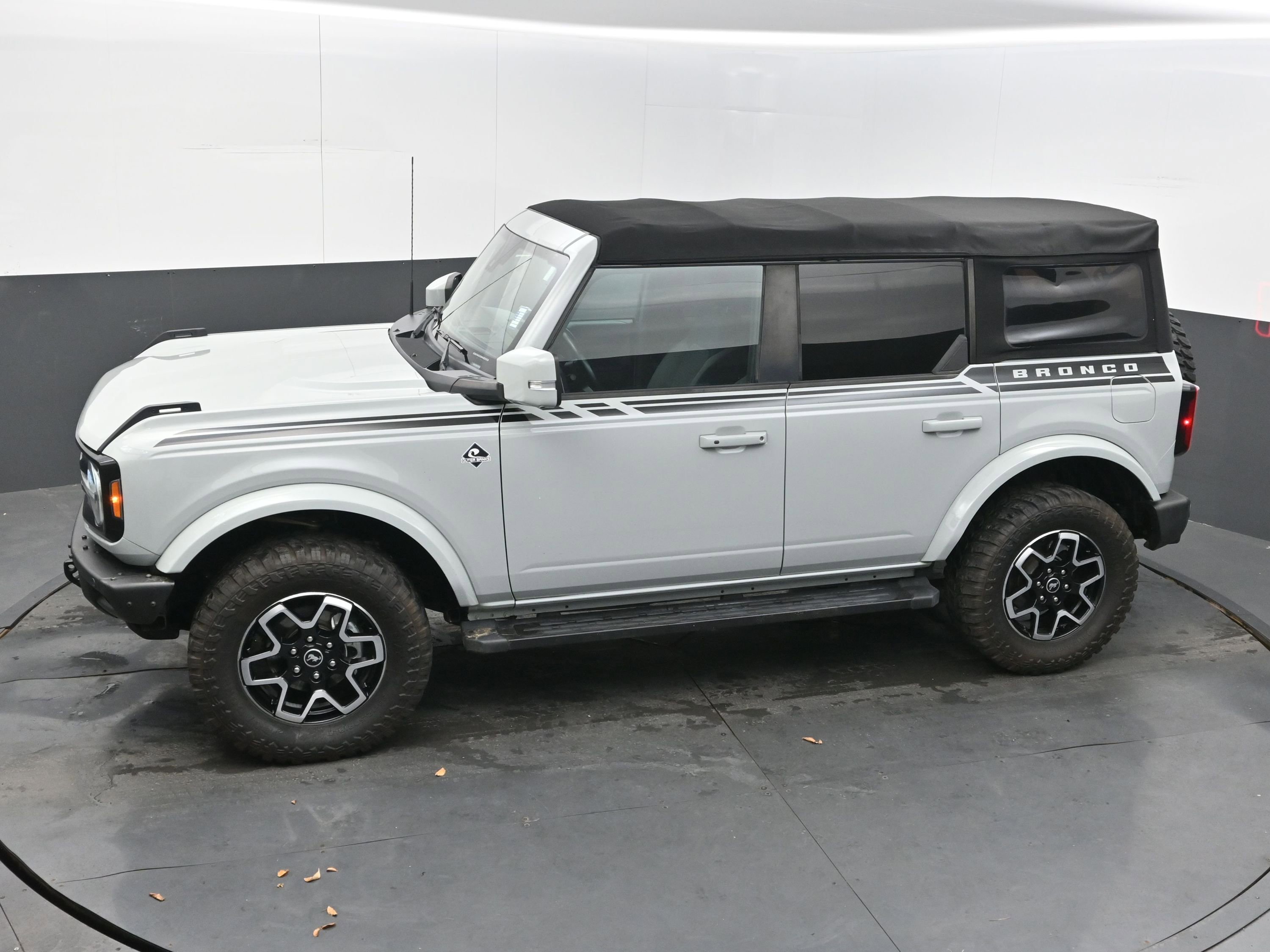 Used 2021 Ford Bronco Outer Banks image 34