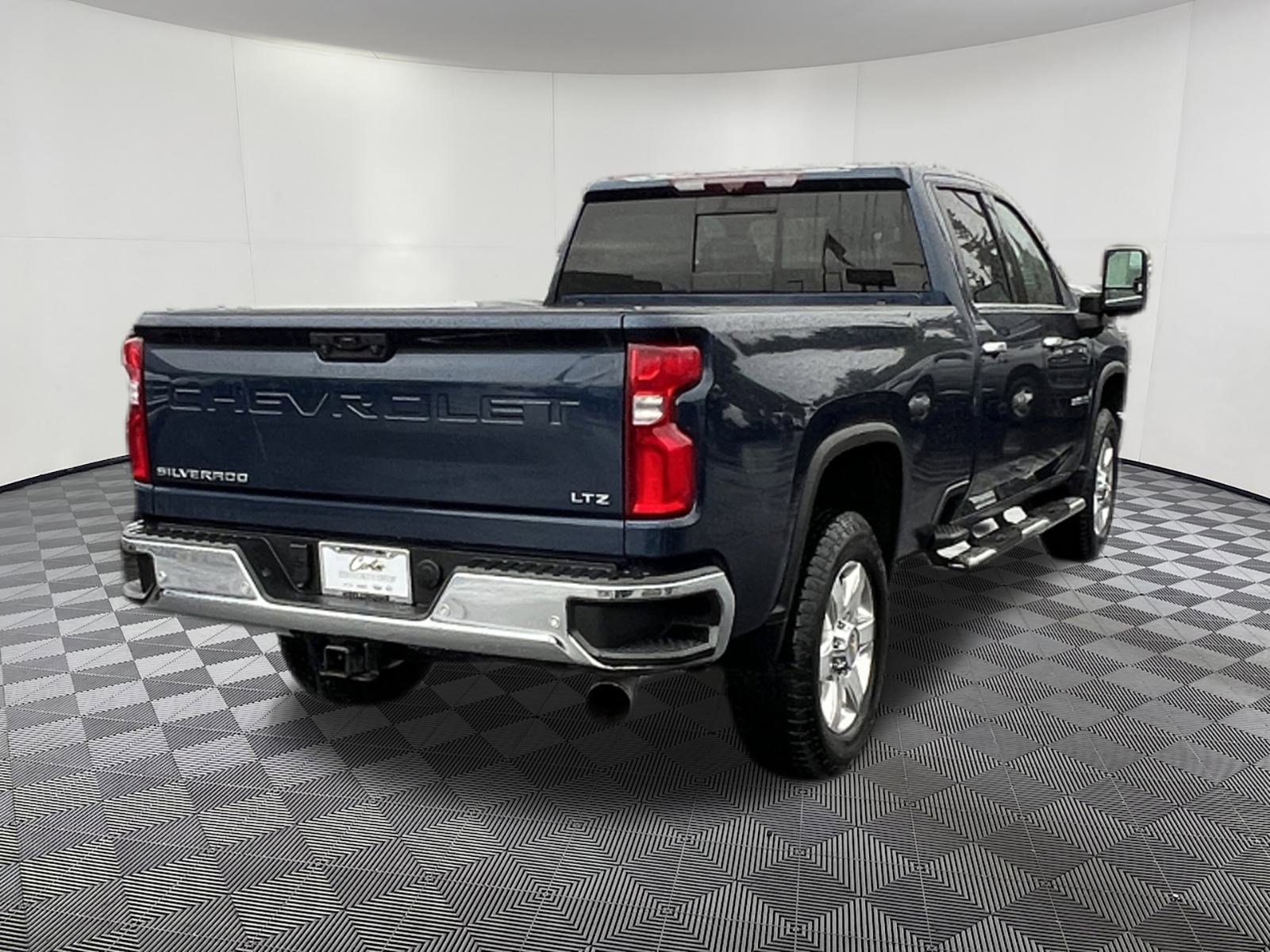 Used 2021 Chevrolet Silverado 3500 LTZ w/ LTZ Premium Package image 6