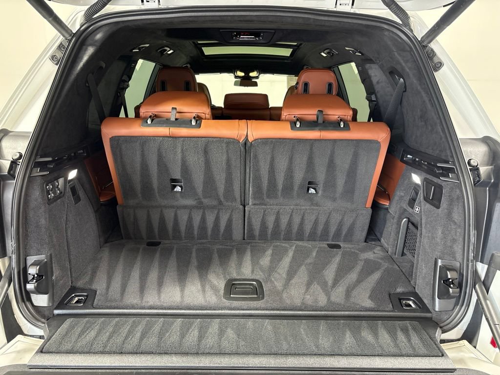 Certified 2026 BMW X7 xDrive40i w/ Executive Package AWD/4WD image 35
