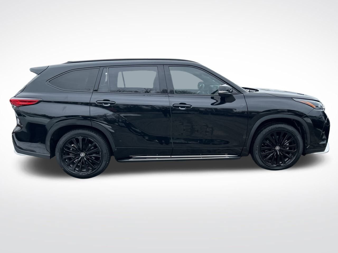 Used 2023 Toyota Highlander XSE image 6