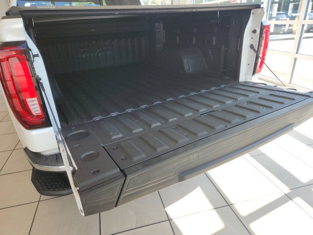Used 2024 GMC Sierra 1500 SLT w/ SLT Premium Plus Package AWD/4WD image 16