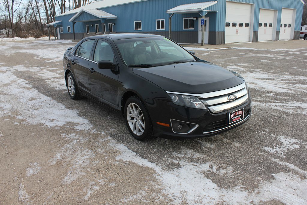 Used 2011 Ford Fusion SEL w/ 302A Rapid Spec Order Code image 4