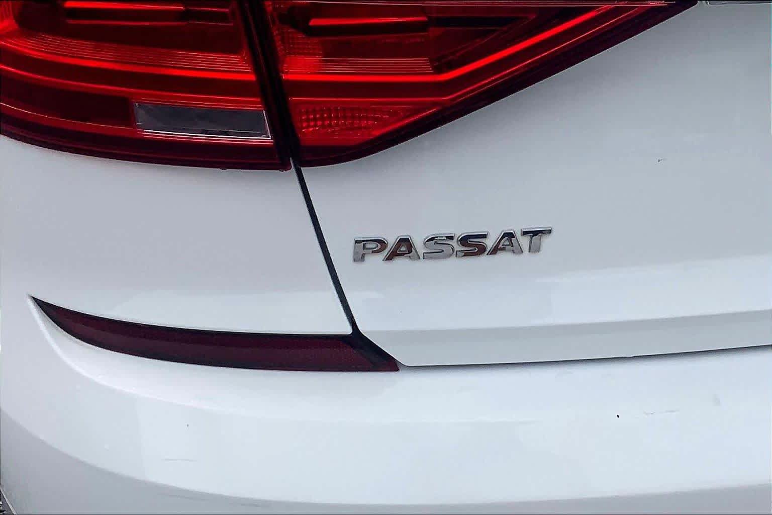 Used 2016 Volkswagen Passat 1.8T S w/ Lighting Package (P06) FWD image 31