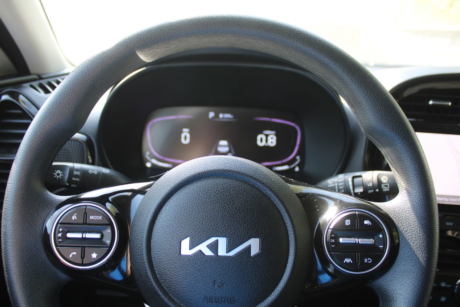 Certified 2023 Kia Soul S FWD image 25