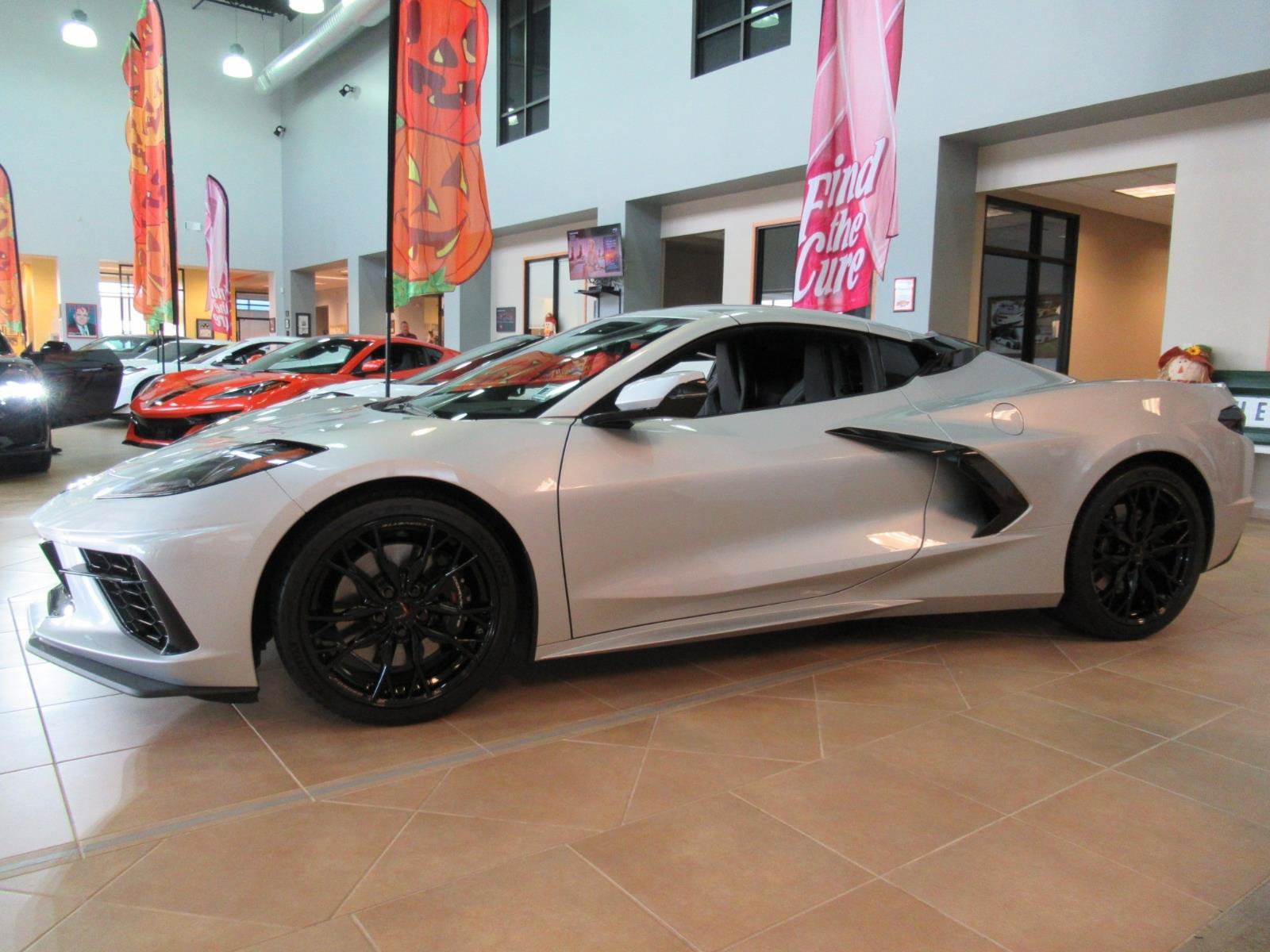 Used 2026 Chevrolet Corvette Stingray Coupe w/ Z51 Performance Package RWD image 5