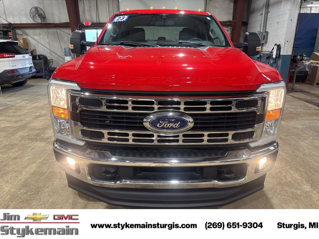Used 2023 Ford F350 XLT AWD/4WD image 11