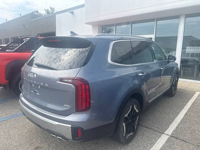 Used 2023 Kia Telluride S w/ S Sunroof Package AWD/4WD image 5