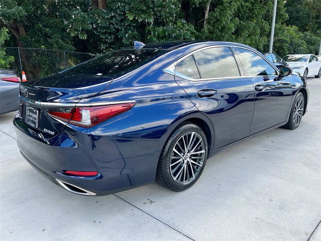 Certified 2022 Lexus ES 350 w/ Premium Package image 7