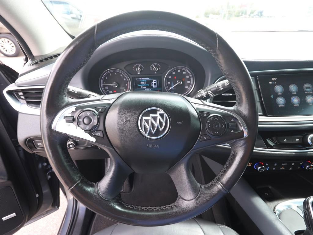 Used 2019 Buick Enclave Premium image 18