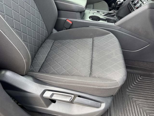 Used 2021 Volkswagen Atlas Cross Sport S image 20