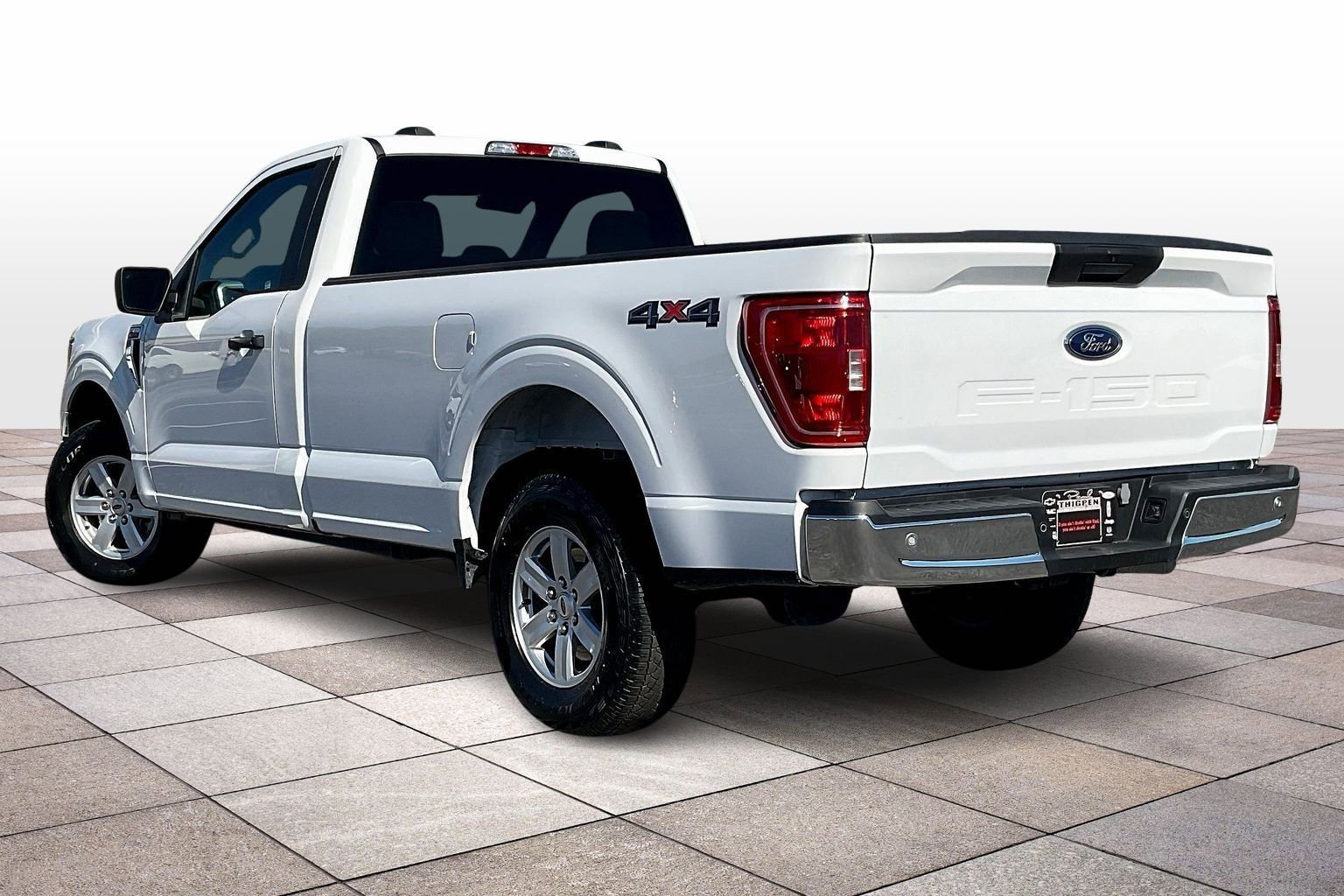Used 2023 Ford F150 XLT image 2