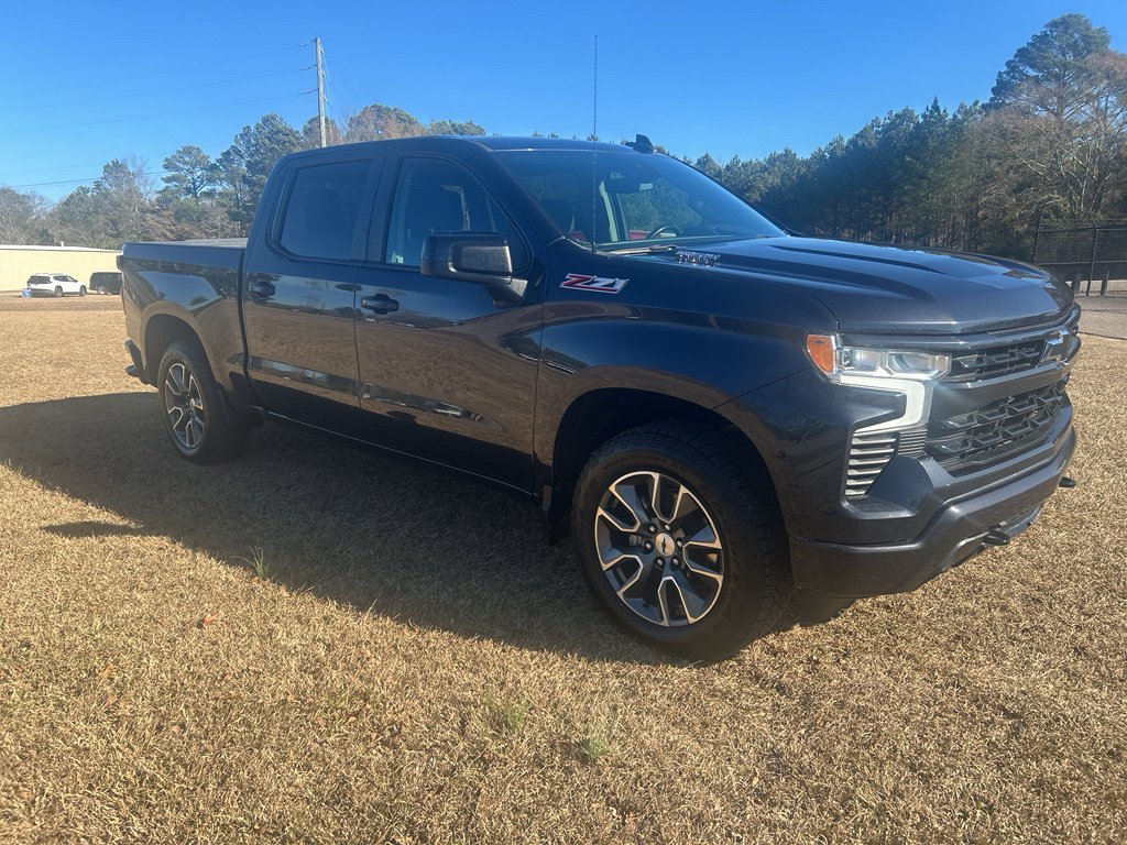 Used 2023 Chevrolet Silverado 1500 RST w/ Z71 Off-Road Package image 8
