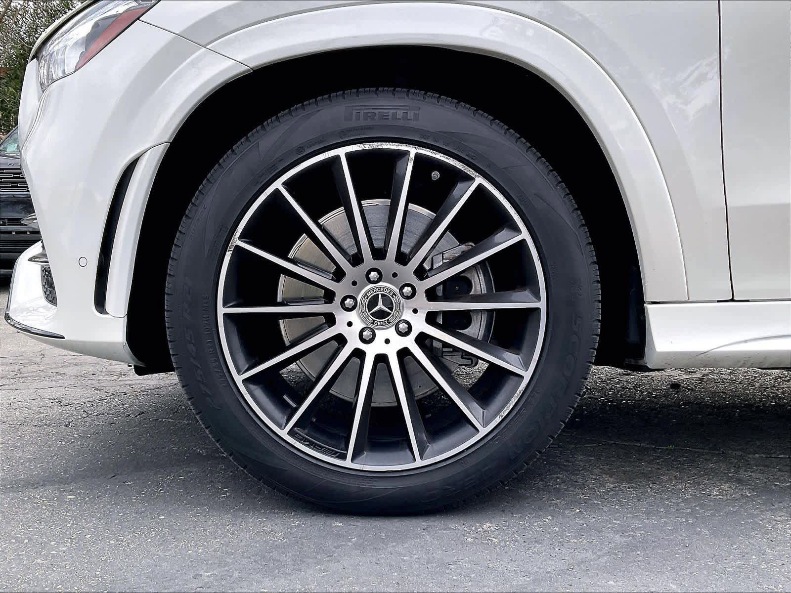 Used 2023 Mercedes-Benz GLE 450 4MATIC image 9