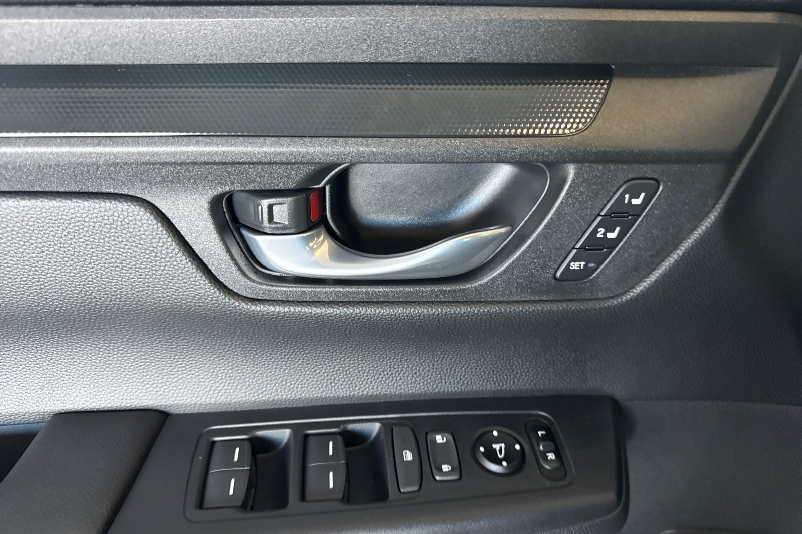 New 2027 Honda CR-V Sport-L image 8
