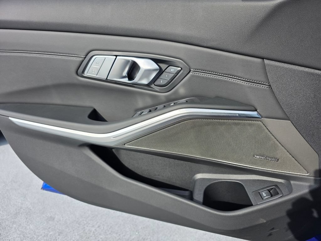 Used 2027 BMW M3 Competition AWD/4WD image 22