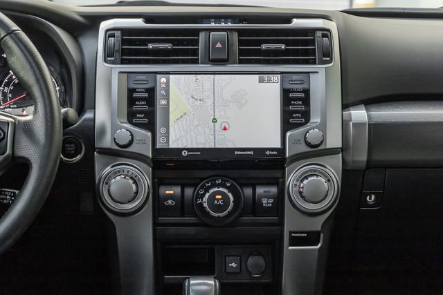 Used 2022 Toyota 4Runner SR5 Premium w/ Moonroof Package AWD/4WD image 8