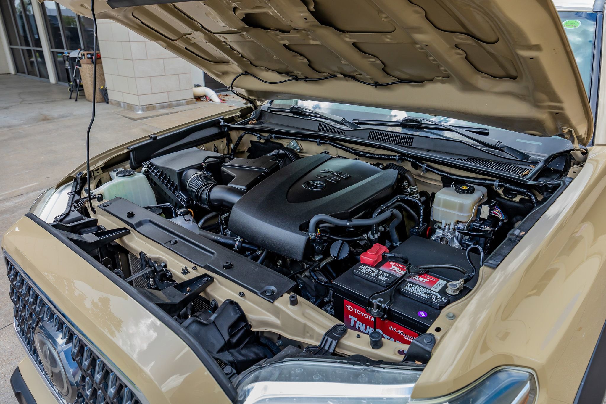 Used 2019 Toyota Tacoma TRD Off-Road AWD/4WD image 41