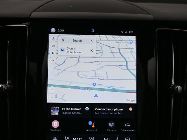 Used 2024 Volvo XC60 B5 Plus w/ Protection Package Premier image 14