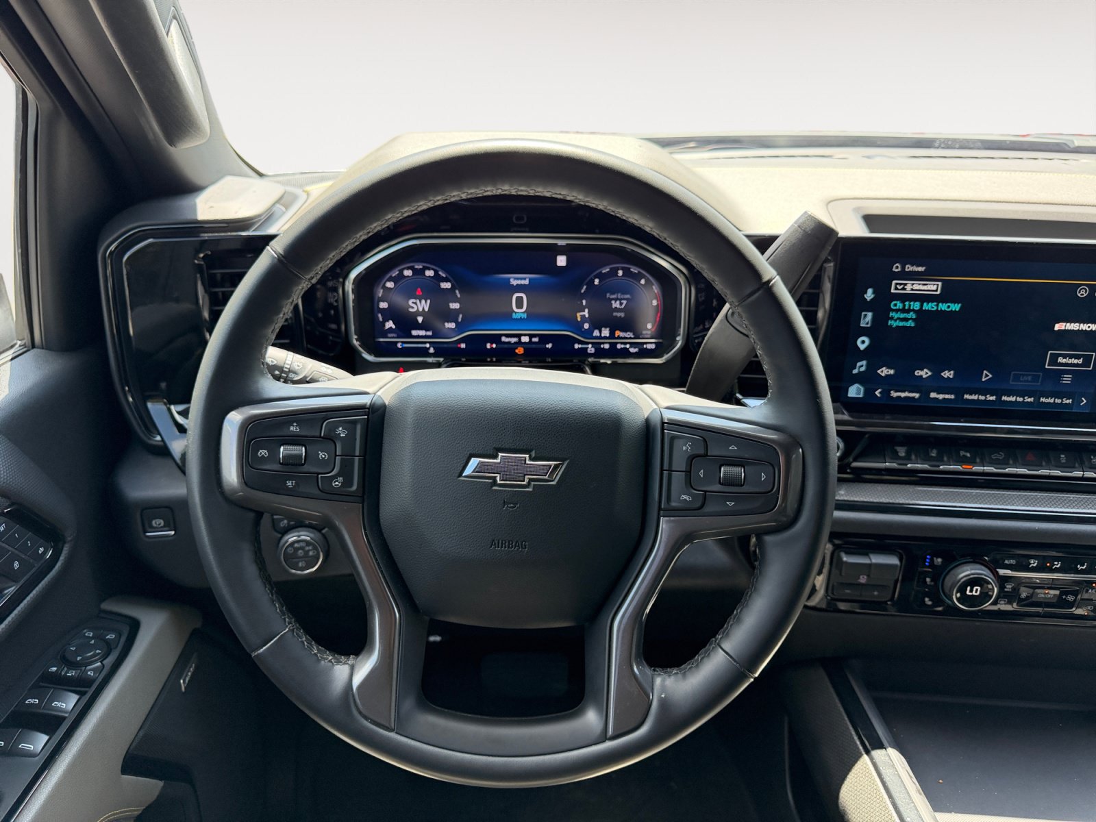 Used 2025 Chevrolet Silverado 2500 ZR2 AWD/4WD image 12