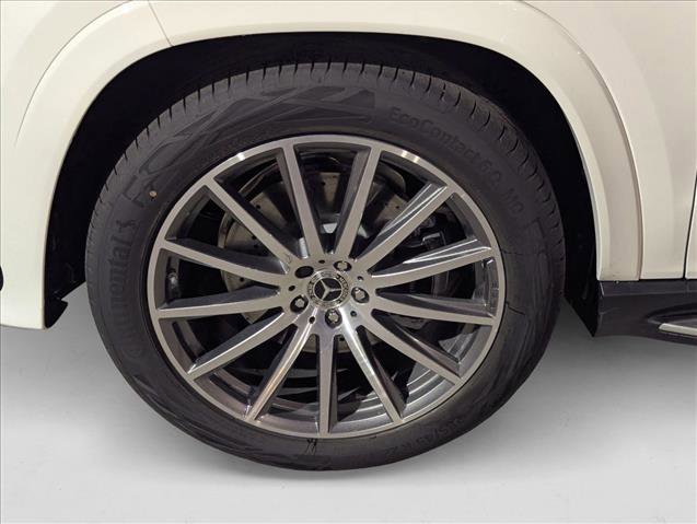New 2026 Mercedes-Benz GLS 580 4MATIC image 9
