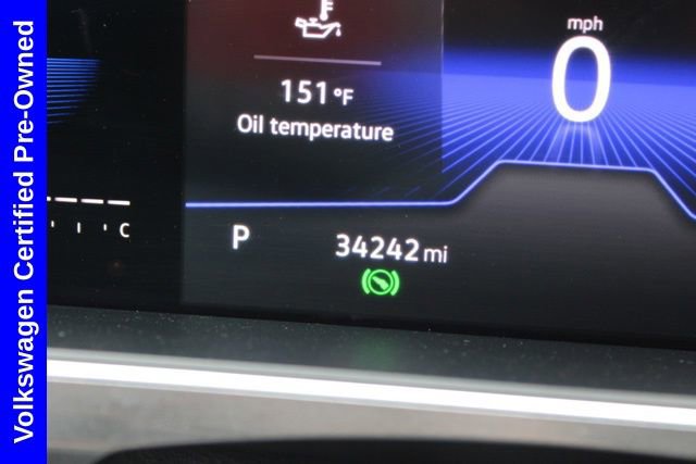 Used 2023 Volkswagen Tiguan SE w/ Panoramic Sunroof Package image 35