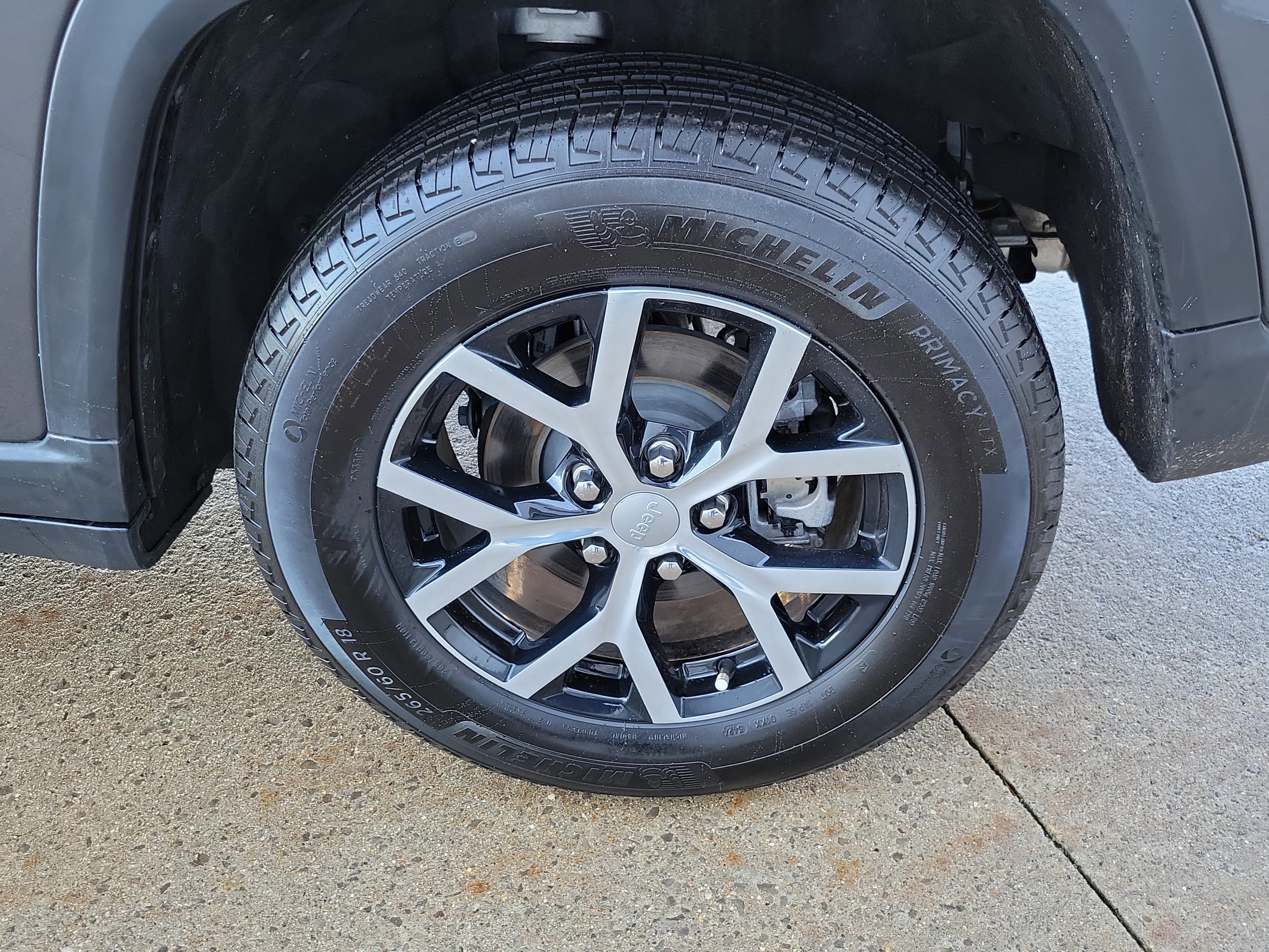 Used 2025 Jeep Grand Cherokee Limited w/ Trailer Tow Package image 5