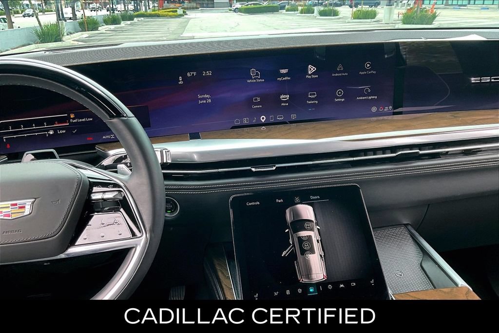 Certified 2025 Cadillac Escalade ESV Sport Platinum AWD/4WD image 8