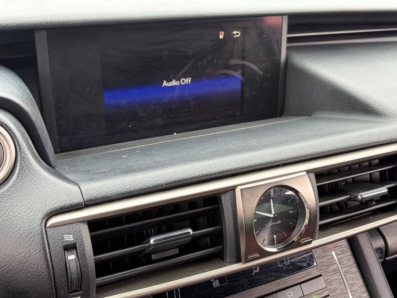 Used 2019 Lexus IS 300 F Sport w/ F Sport Package RWD image 10