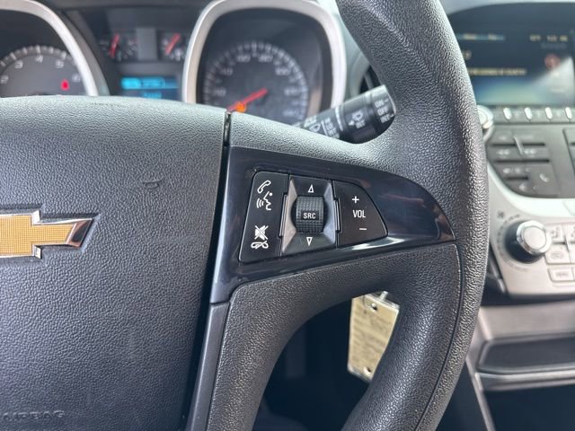 Used 2017 Chevrolet Equinox LS image 22