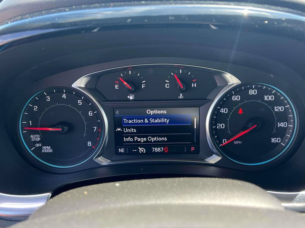 Used 2023 Chevrolet Traverse LT AWD/4WD image 27
