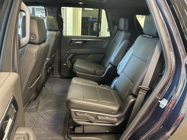 Used 2025 Chevrolet Tahoe Z71 w/ Z71 Off-Road Package AWD/4WD image 35