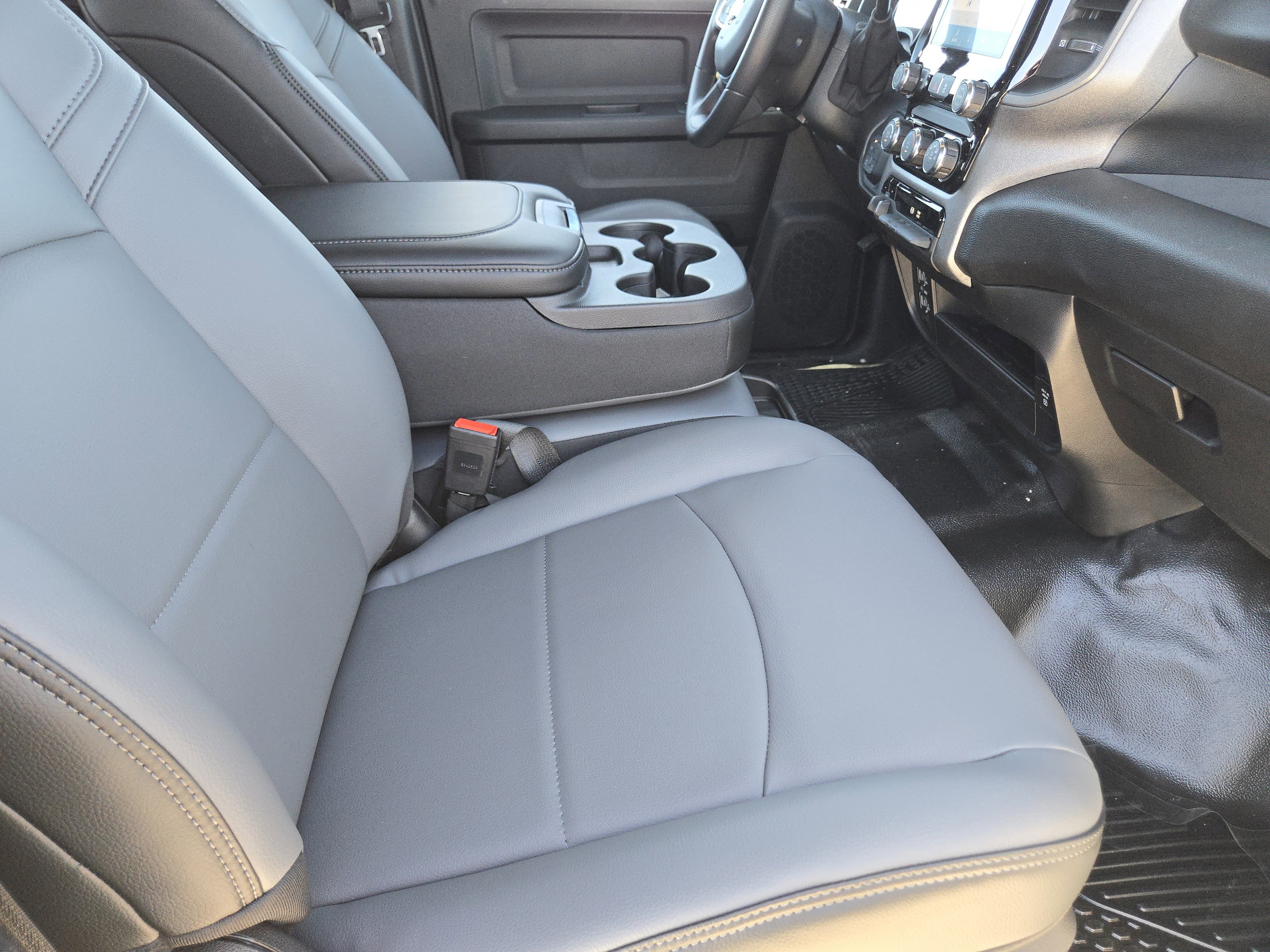 New 2026 RAM 2500 Tradesman w/ Chrome Appearance Group image 12