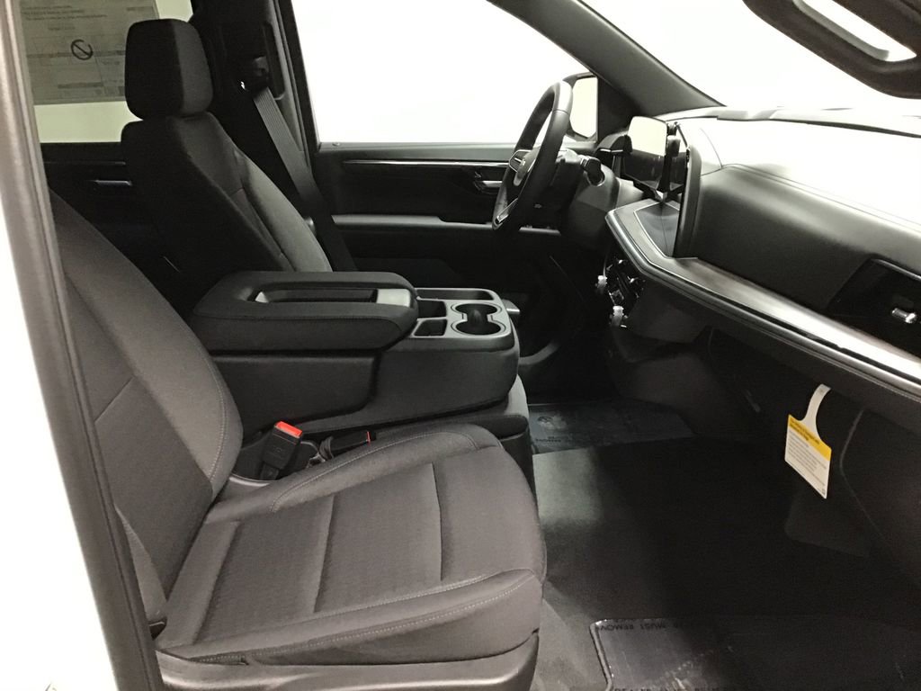 New 2026 Chevrolet Tahoe LS image 8