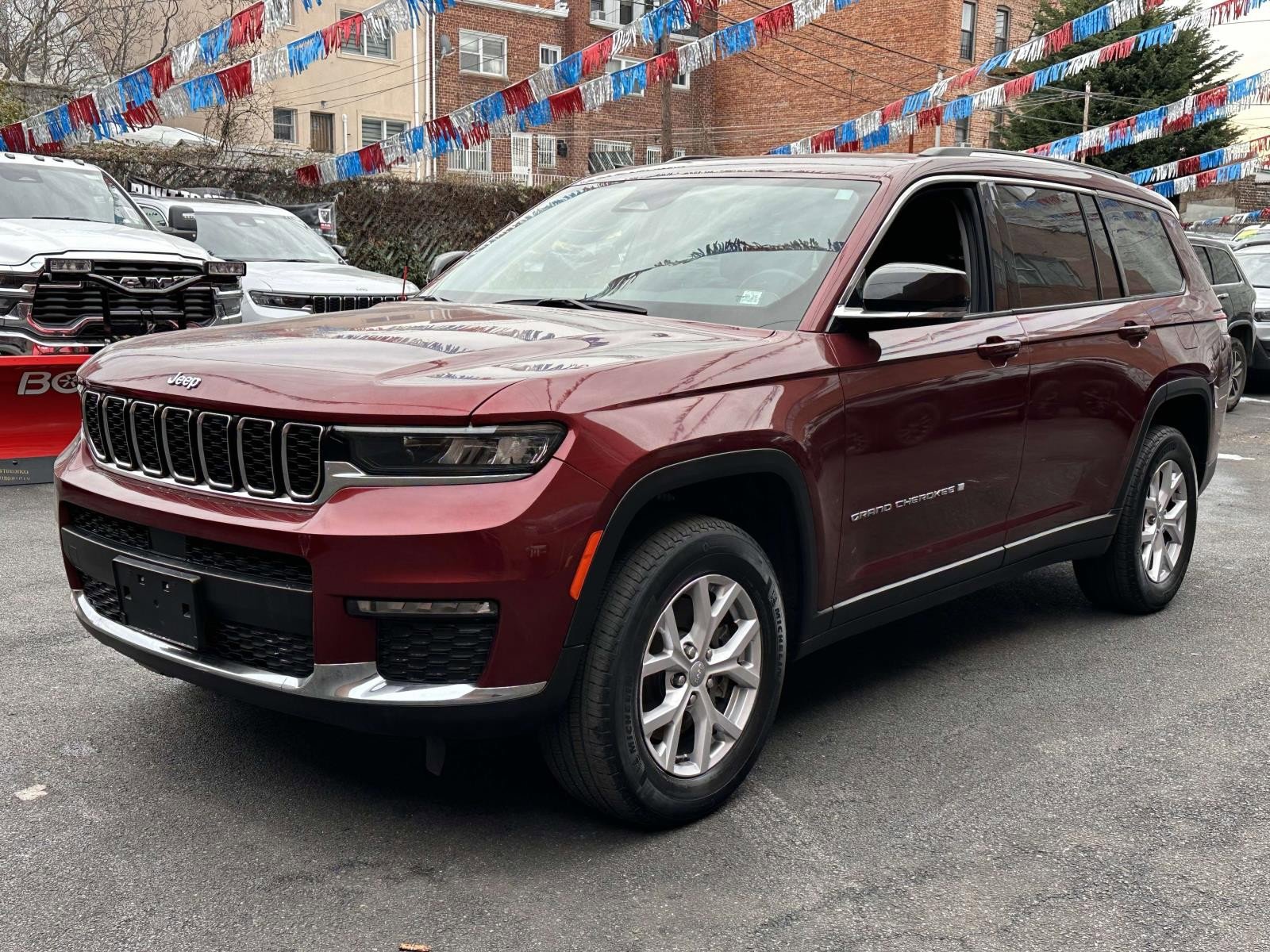 Used 2022 Jeep Grand Cherokee L Limited image 8