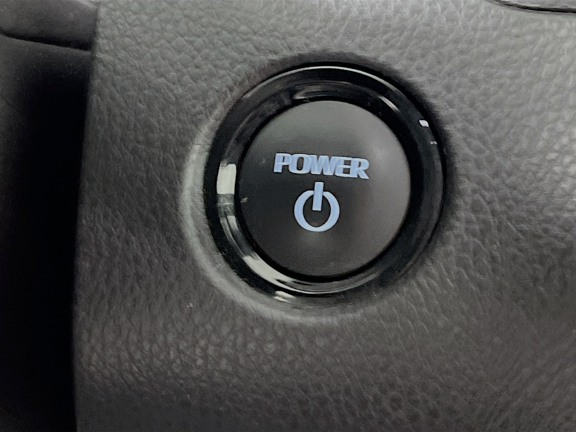 Used 2025 Toyota Camry LE FWD image 23